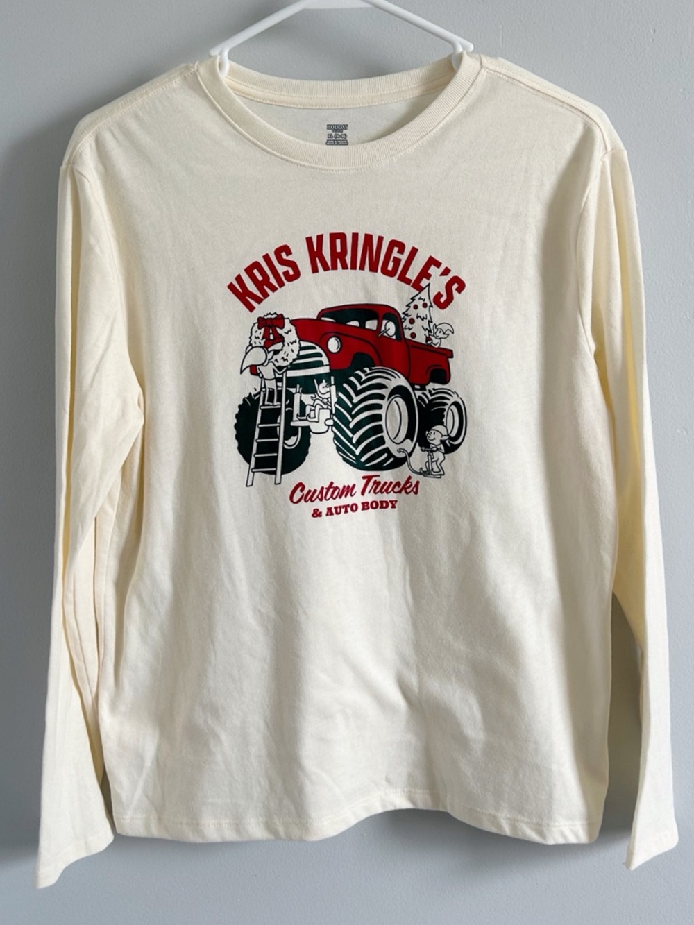 NWOT Christmas Tee size large